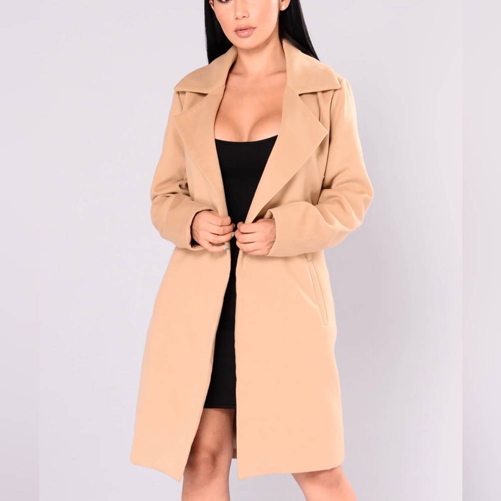 Fashion Nova: Peat Coat - color Camel